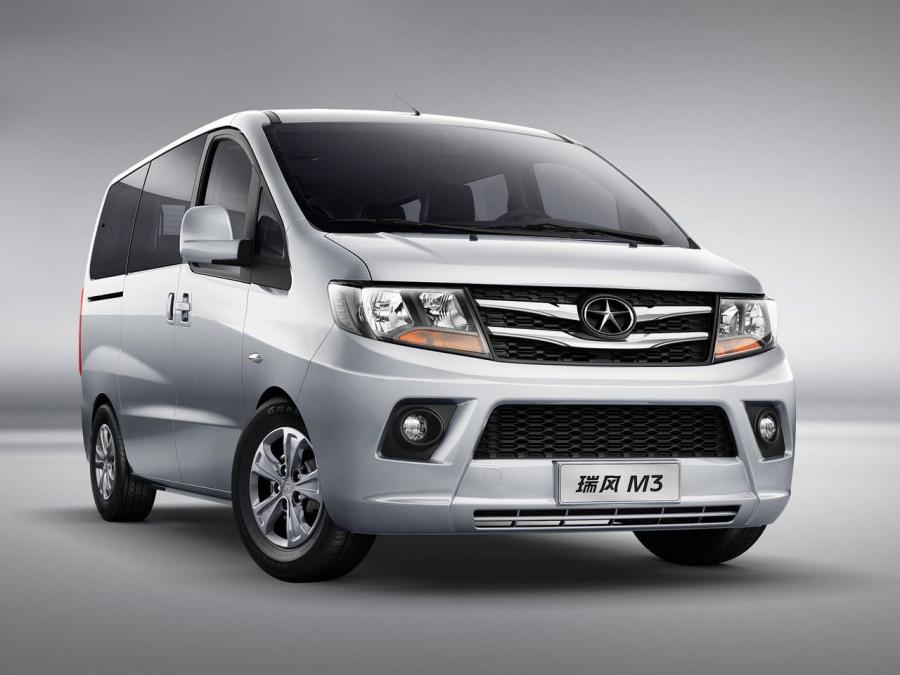  JAC Refine M3 2015 года  (фото 2 из 5)